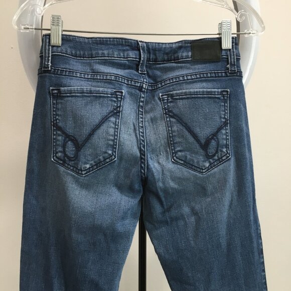 BEBE Medium Wash 5 Pocket Logo Hardware Slim Fit Skinny Jeans - Picture 7 of 12